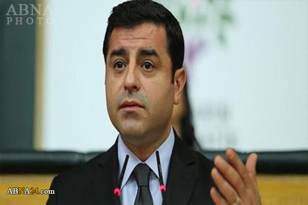 ده‌میرتاش: ده‌میرتاش:بۆ به‌رژه‌وه‌ندی خۆی خه‌ڵكی فه‌له‌ستینی فرۆشت